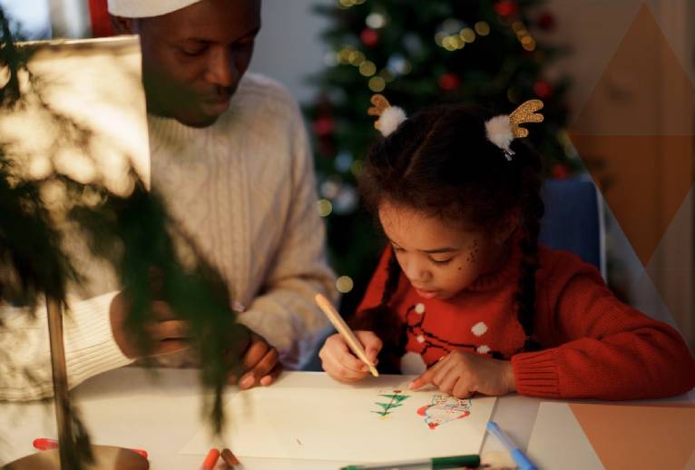 father-daughter-christmas-drawing